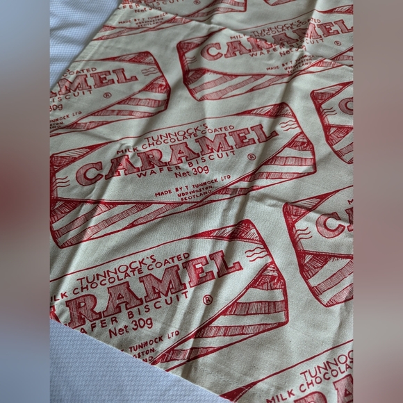 Gillian Kyle tea towel. Advertising of Tunnock Caramel bar. Scotland. - Picture 4 of 7